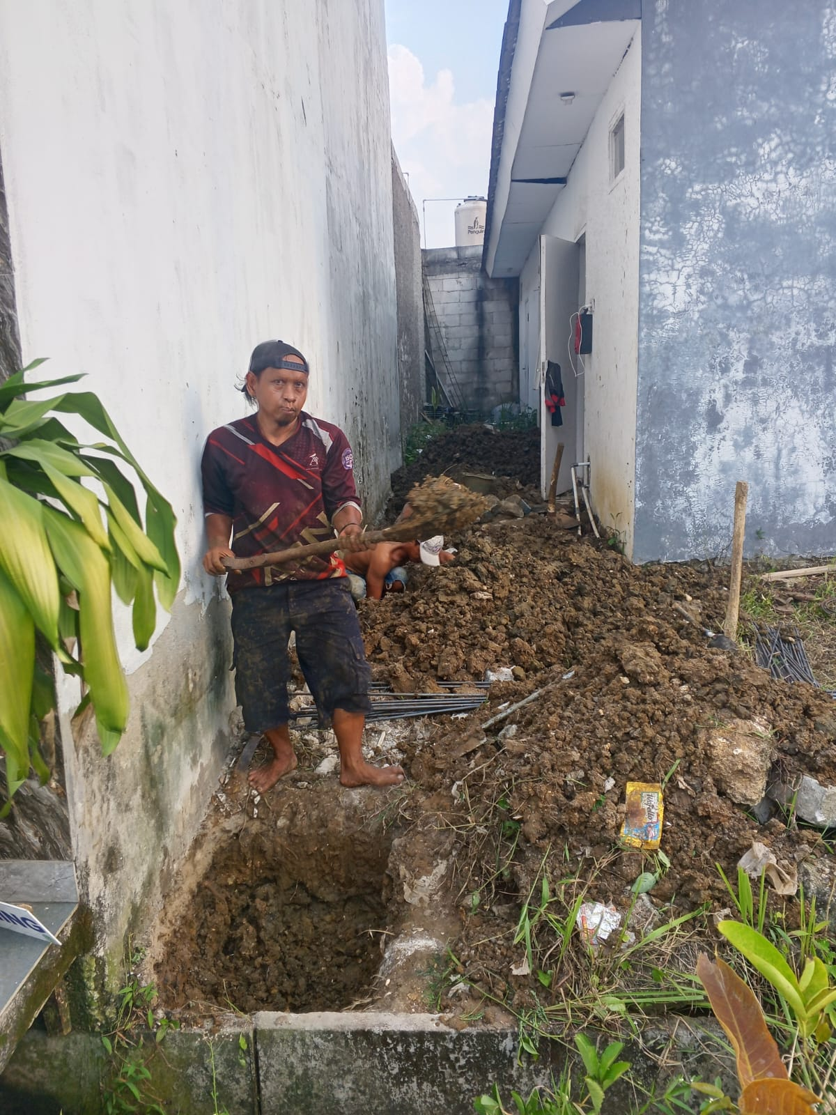 Proses pengerjaan pondasi